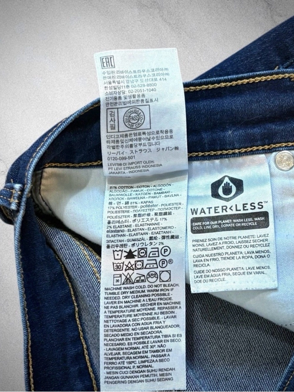 Levi’s 315 Shaping Bootcut Dark Wash Blue Jean Denim Size 28 Y2K 90s Western EUC - Picture 10 of 12
